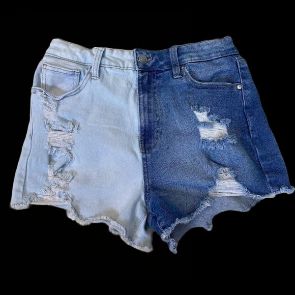 NWOT NO BOUNDARIES Women 28 Two Tone High Rise Distressed Stretch Denim Shorts - Picture 6 of 6